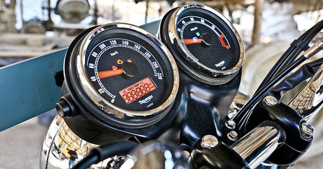Triumph Bonneville Speedometer