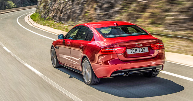 2015 Jaguar XE 20D and 25T Rear Motion