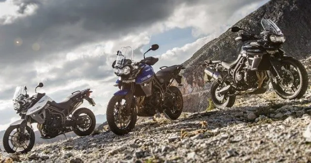 Triumph Tiger 800 XCx and XRx Photo Gallery Triumph Tiger 800 XCx and XRx Photo Gallery
