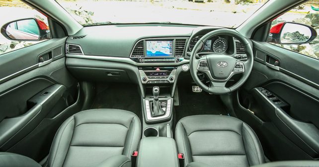 hyundai elantra dashboard