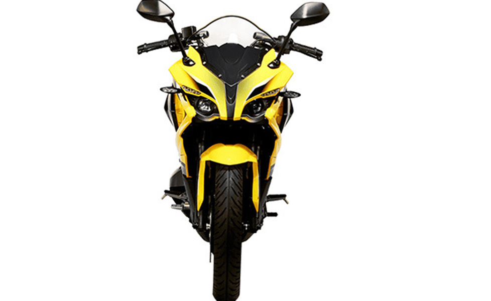 bajaj pulsar rs 200 image 1