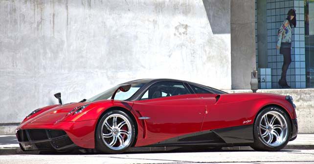 Pagani Huayra 