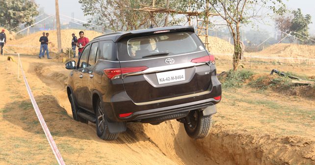 toyota fortuner 2.8 dynamic