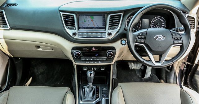 Hyundai Tucson interior