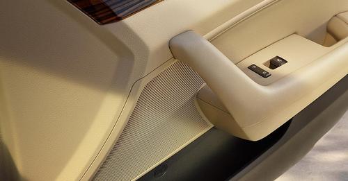 Hyundai Sonata image beige leather