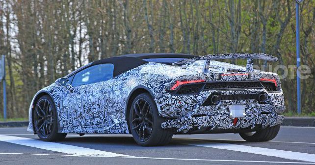 Lamborghini Huracan Performante Spyder rear