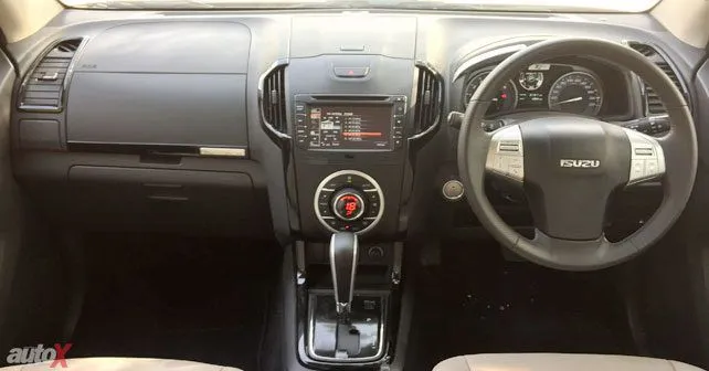 Isuzu MU-X Interior