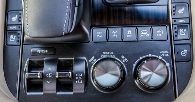 lexus lx 450d four wheel drive controls