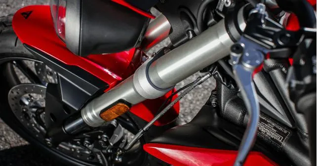 2017 triumph street triple s forks m