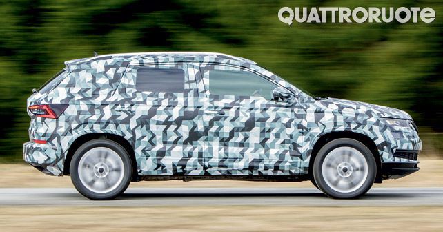 SKODA KAROQ test mule