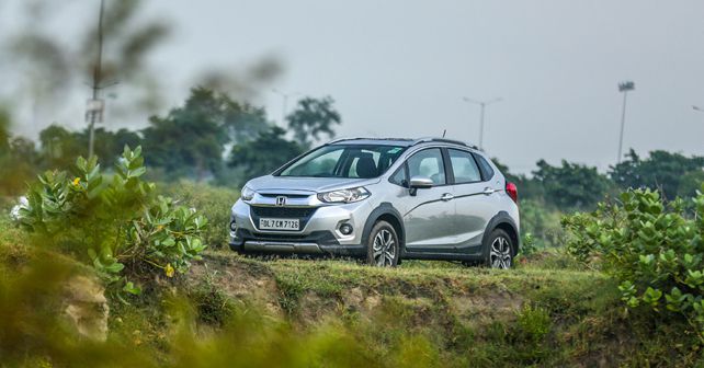 honda wr v front three quarter