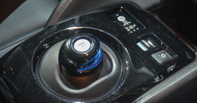 Nissan LEAF Audio Control
