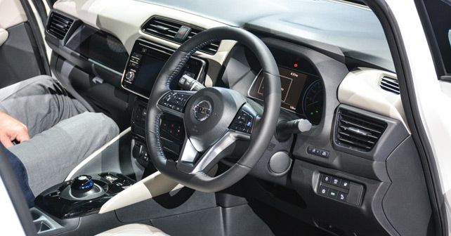 Nissan LEAF Interior