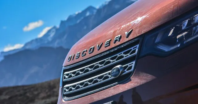 Land Rover Discovery and Trimph Tiger and Honda Africa Twin Travelogue Pic8