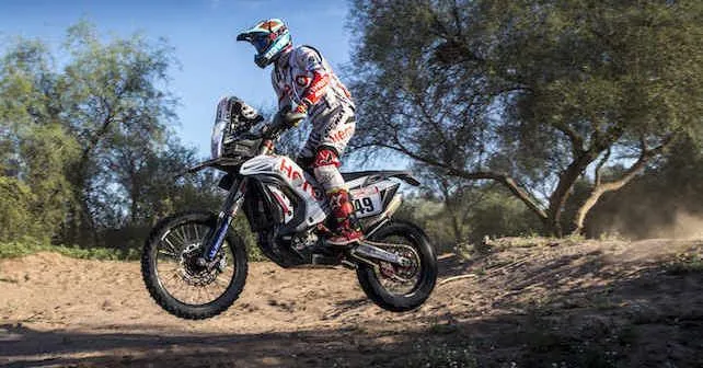 dakar rally cs santosh finish
