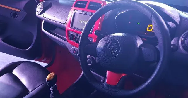 renault kwid superhero edition 1 litre interior m
