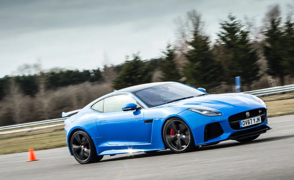 Jaguar F Type Svr Action1