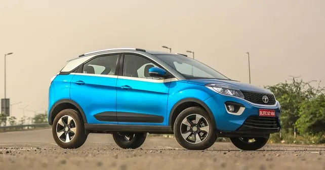 Tata Nexon XZ Front Three Quarter