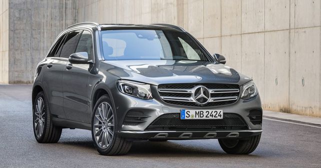 Mercedes Benz GLC front quarter