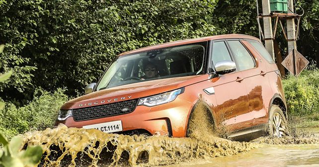 Land Rover Discovery Water Wading