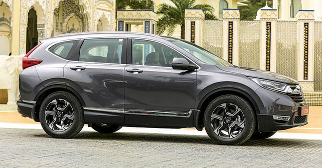 Honda CR V Diesel Front Three Quarter