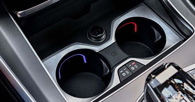 2019 BMW X5 Cup Holders