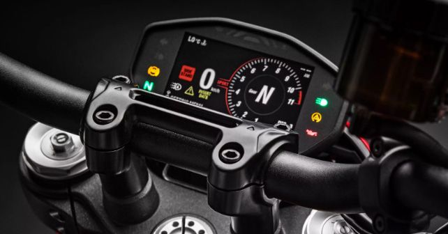 2019 Ducati Hypermotard 950 TFT Display