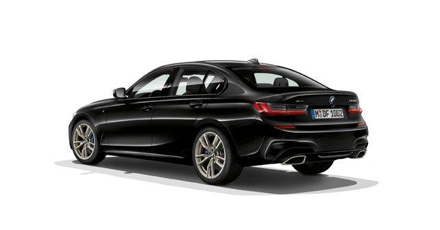 BMW M340i xDrive rear quarter
