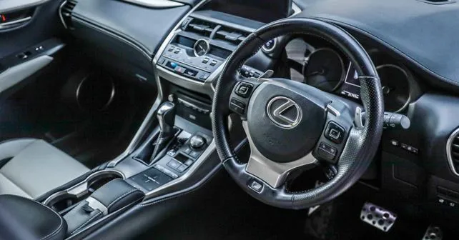 Lexus NX 300h Steering Wheel