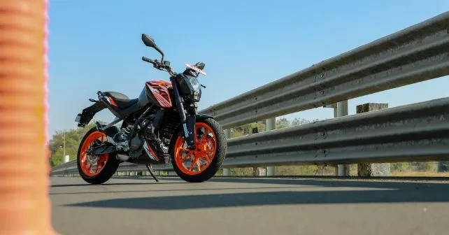 KTM Duke 125 Front Static
