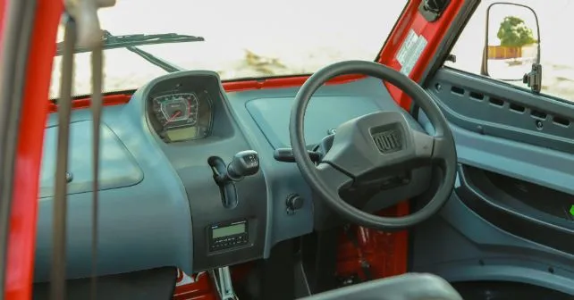 2019 Bajaj Qute Interior