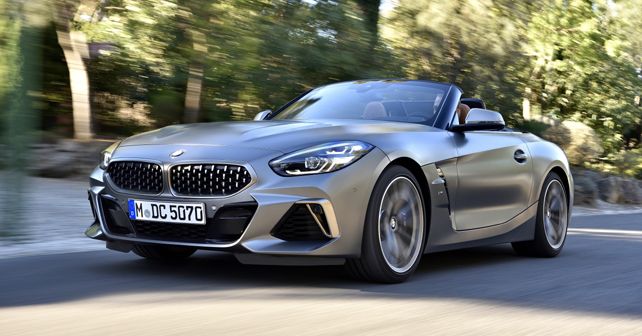 2019 BMW Z4 Front Quarter Dynamic