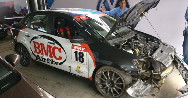 Ayush Tainwala crashed in Ameo Class Race 1 in Coimbatore