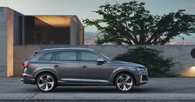 2020 Audi SQ7 Side View 