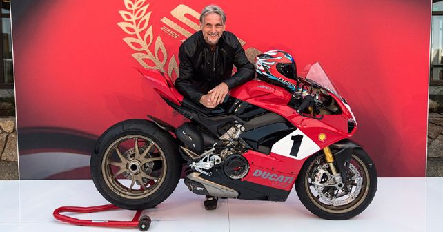 Ducati Panigale V4 25 Anniversario 916 unveiled by Carl Fogarty