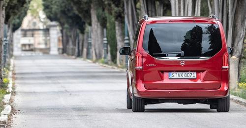 Mercedes Benz V Class Image 3 1