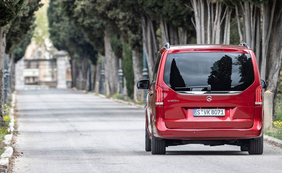 Mercedes Benz V Class Image 3 1