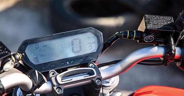 Revolt RV 400 Digital Cluster
