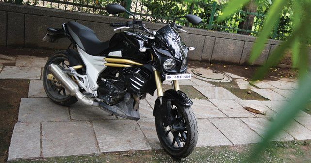 Mahindra Mojo