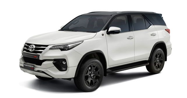 Toyota Fortuner Side View Toyota Fortuner Side View