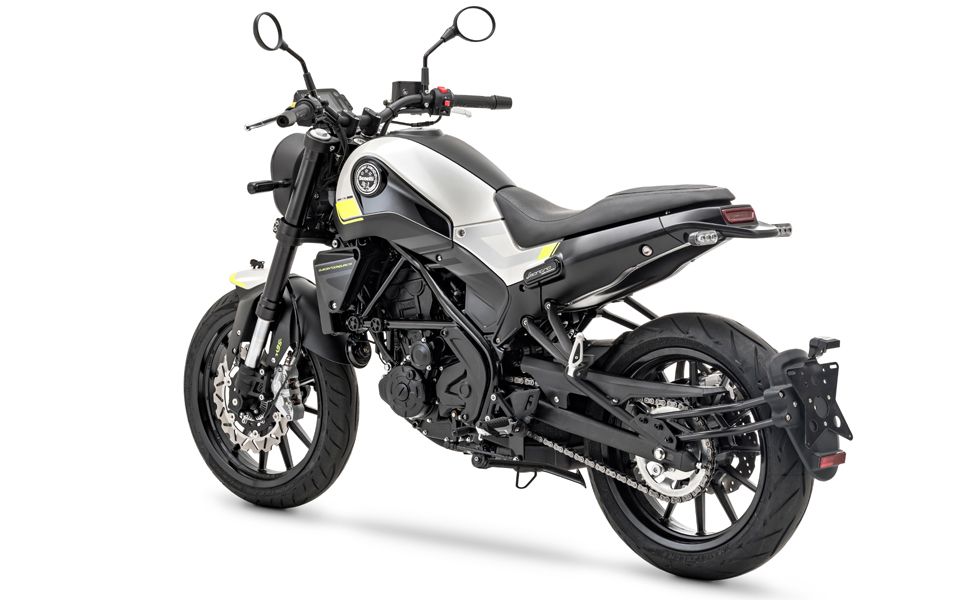 Benelli Leoncino 250 Rear Quarter White