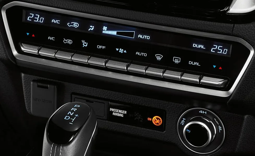 2020 Isuzu D-Max V-Cross  Climate Control