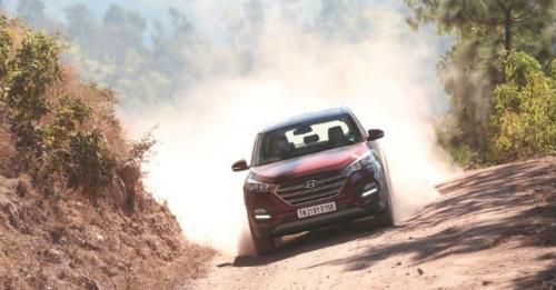 2016 Hyundai Tucson Front Action M