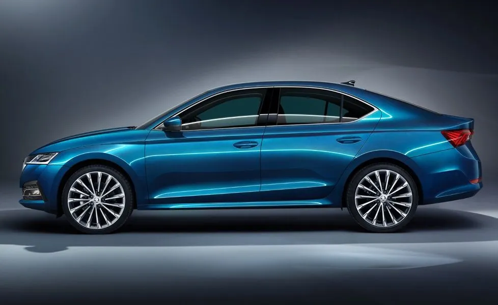 2020 Skoda Octavia Side Profile