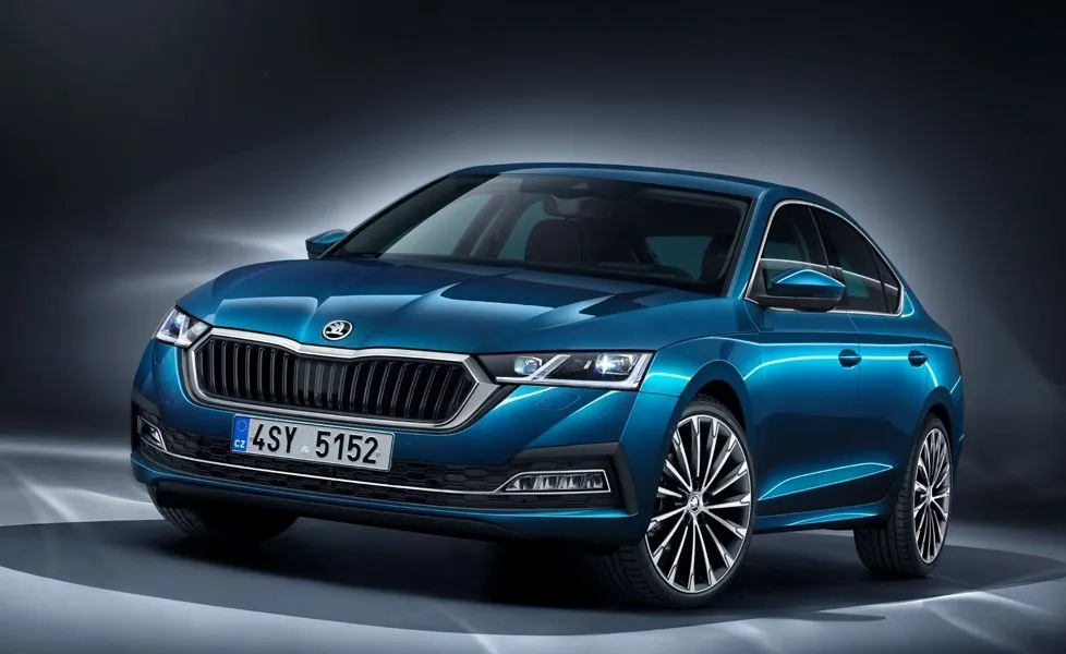 2020 Skoda Octavia Front Quarter