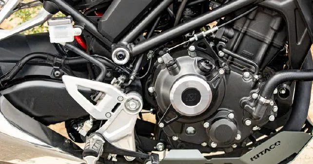 Honda CB300R Track Test Engine