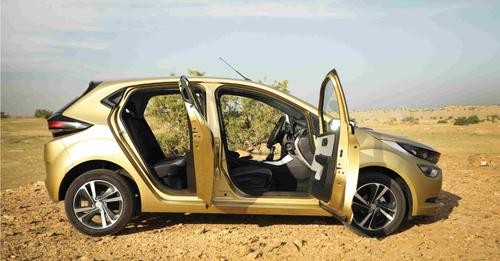Tata Altroz details 90 degree opening doors 