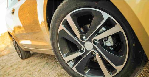 Tata Altroz image details alloy wheels 