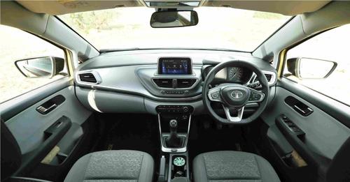 Tata Altroz interior dashboard seats 