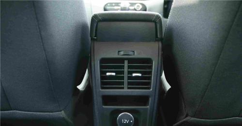 Tata Altroz interior detail rear ac vents 
